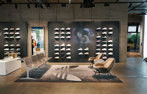 adidas inrichting winkel|Adidas originals interior.